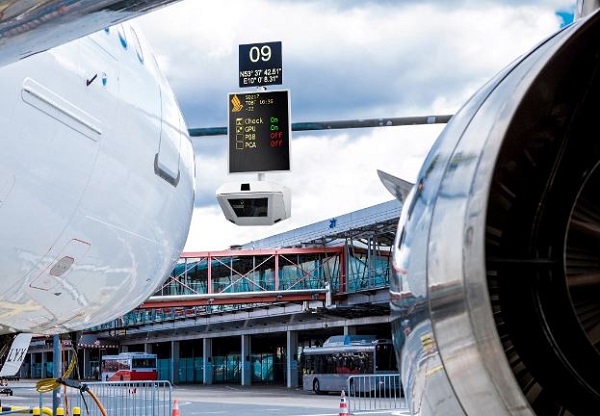 Safedock Advanced Visual Docking Guidance Systems and Intelligent AiPRON solutions work together to manage apron activities from landing to takeoff. 